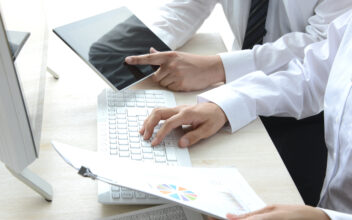 株式会社冨士鍍金工業所