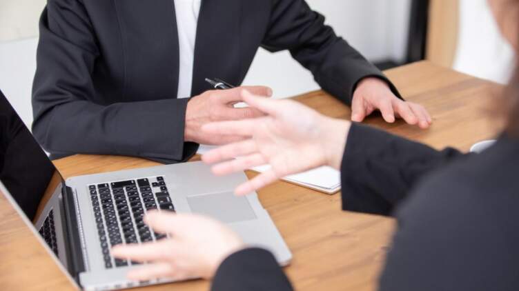 M&Aにおけるアドバイザリー契約とは？初心者向けにわかりやすく解説します