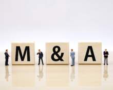 望まないM&Aを避けるために│同意なき買収（敵対的買収）への防衛策とは