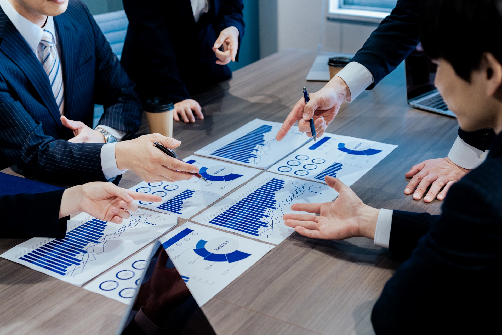 【M&Aを検討している方へ】M&A仲介会社とは？　サポート内容や選び方を紹介